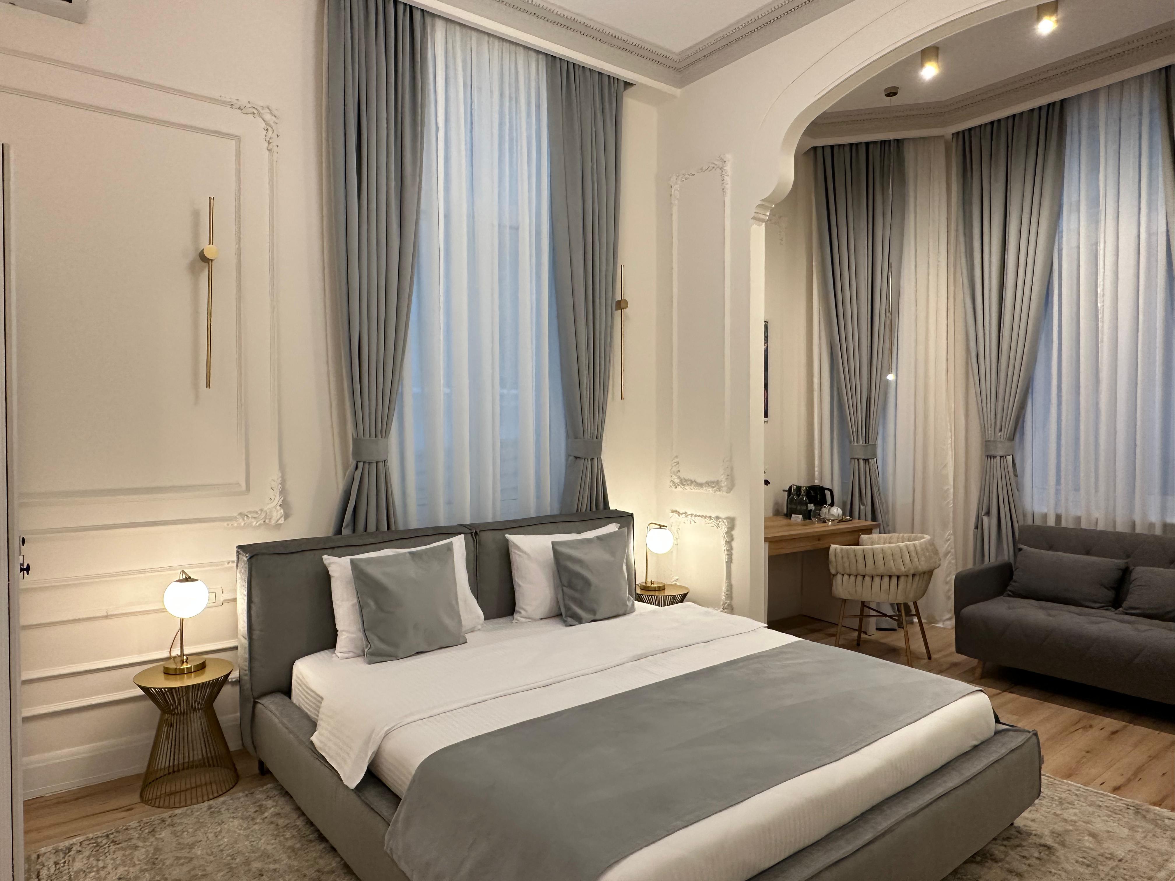Deluxe Room - House4You - 3