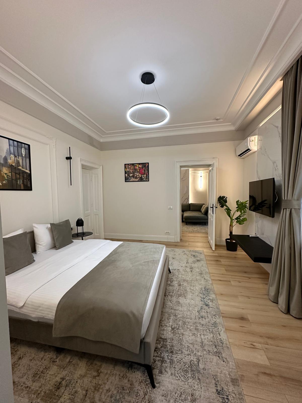 Deluxe Triple Room - House4You