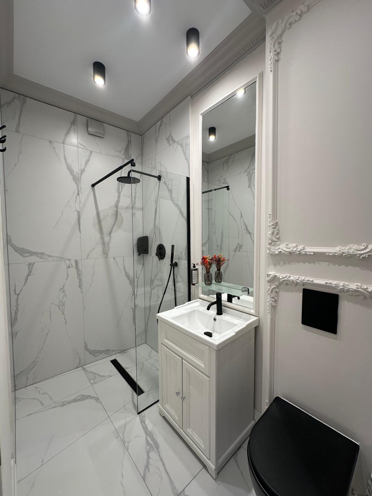 Queen Room - House4You - 4